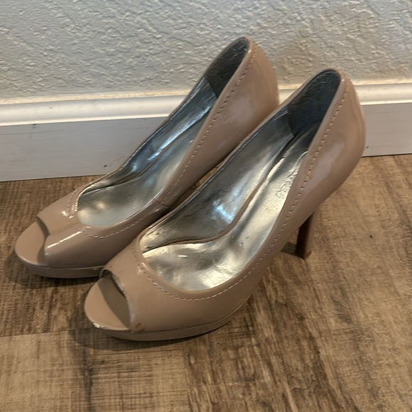 Candies Women’s 8 peep toe stiletto - Picture 2 of 10